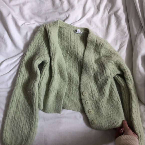 Garage mint green soft cardigan ✅ - Picture 2 of 2
